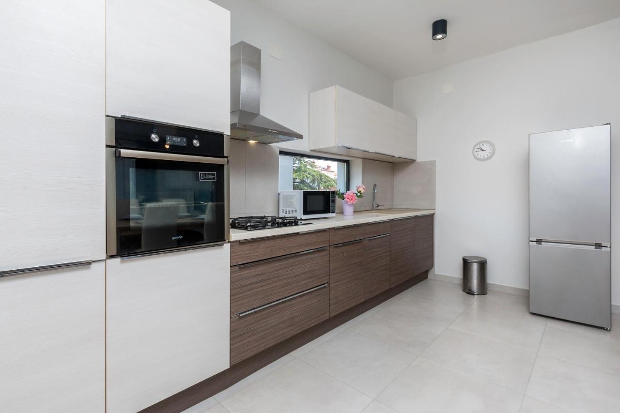 Apartman Olea プーラ エクステリア 写真